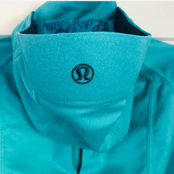 RARE Lululemon Embark Softshell Jacket - Picture 9 of 9